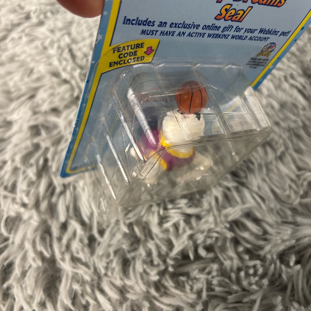 NWT NIP Ganz Webkinz Hoop Dreams Seal Unopened Unused Feature Code Basketball